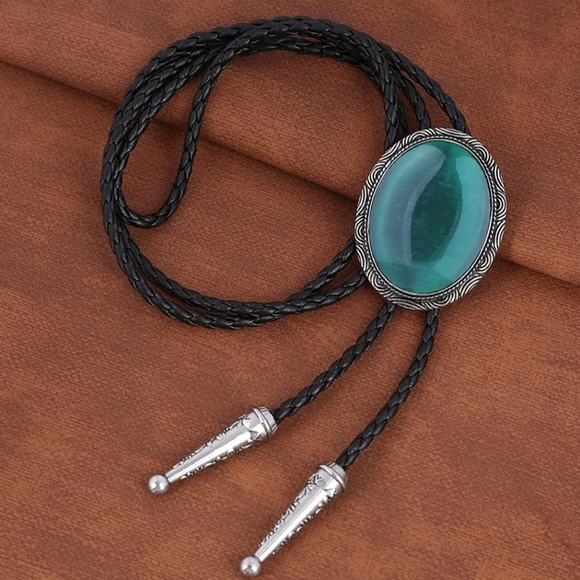 Turqouise green color leather bolo tie - Picture 1 of 2